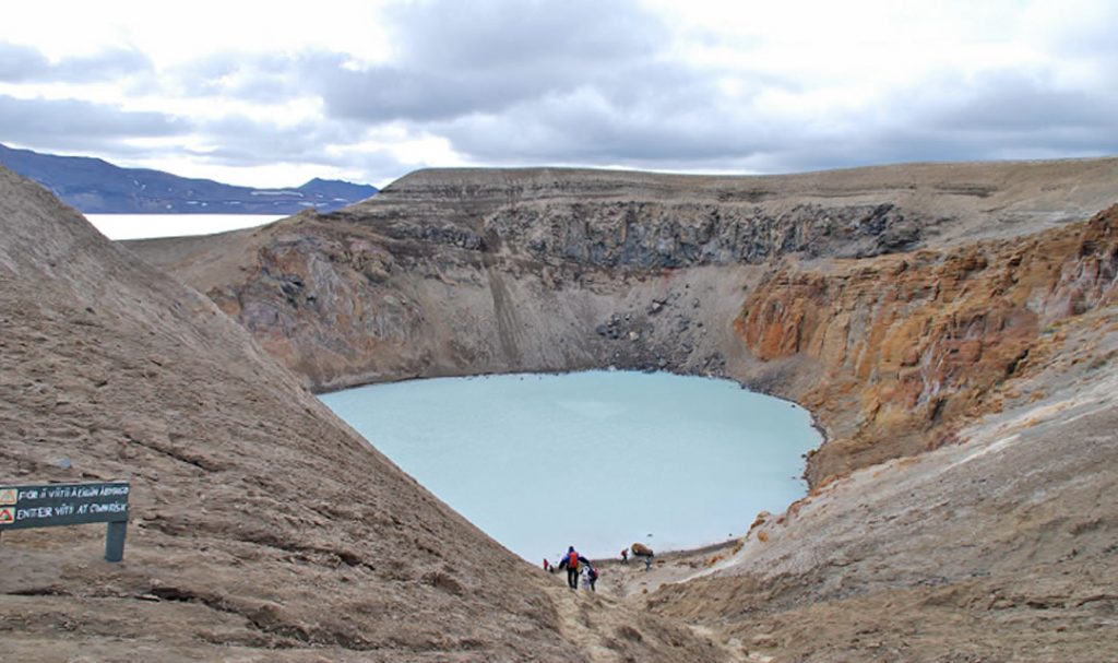 50 sfumature di grigio colorano il deserto che si trova al centro dell’Islanda, formato dalla cenere vulcanica che si sta ancora accumulando.