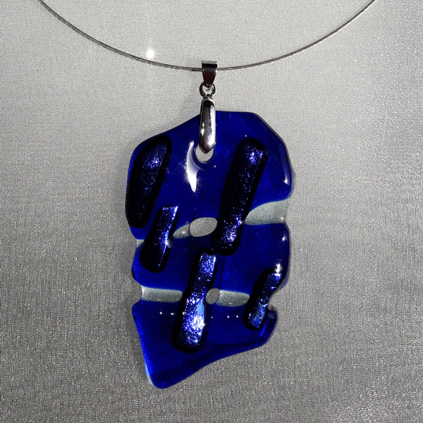 Gioiello in vetro di Murano blu cobalto e metallo