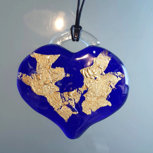 Pendente in vetro di Murano blu cobalto a forma di cuore, con inserti in oro 24k